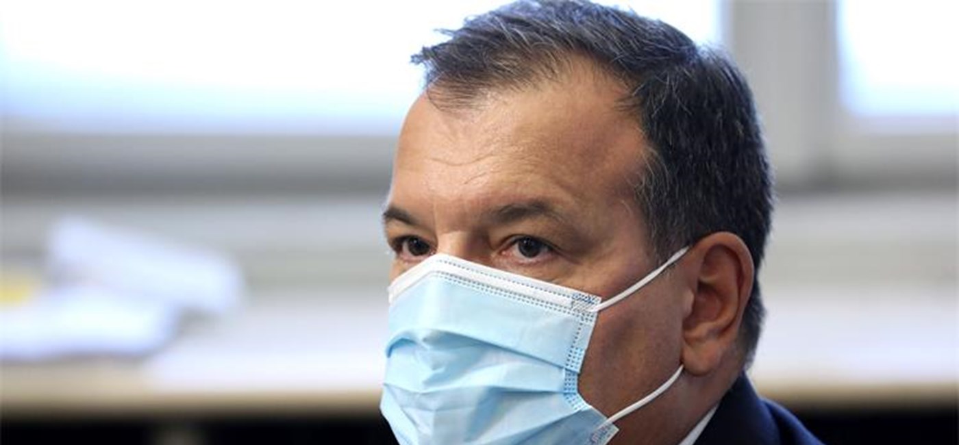 Beroš: U tijeku rasprava o mogućem skraćenju izolacije za zaražene